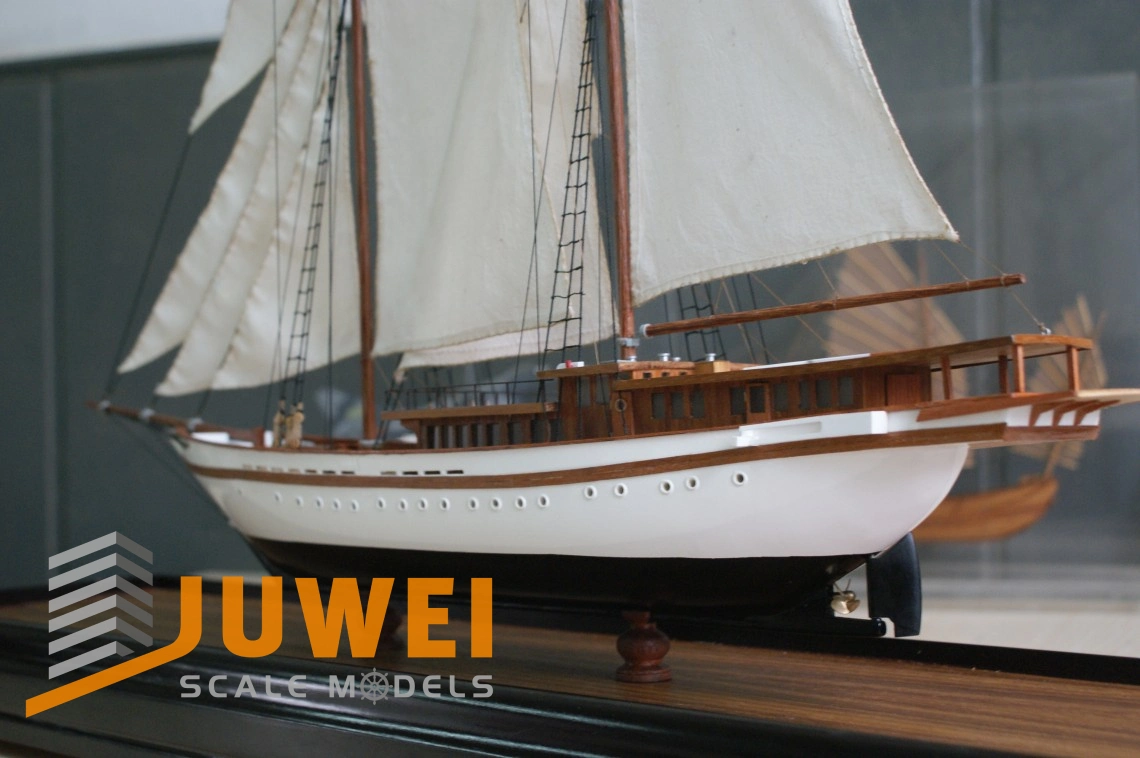 Miniature Wooden Sailing Boat Model for Gift (JW-16)