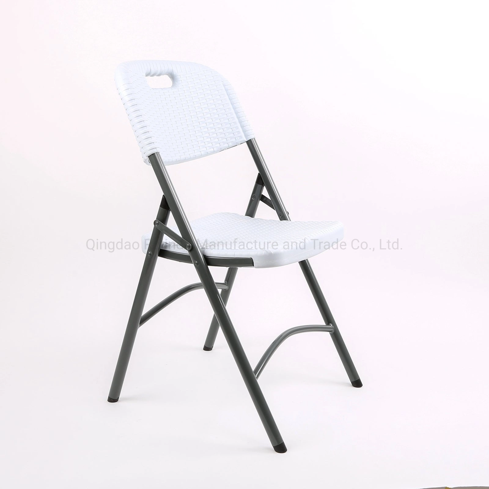 Lightweight Portable Metal Outdoor White Plastic Rattan Beach Folding Chair Foldable for Parties Meeting Training Wedding