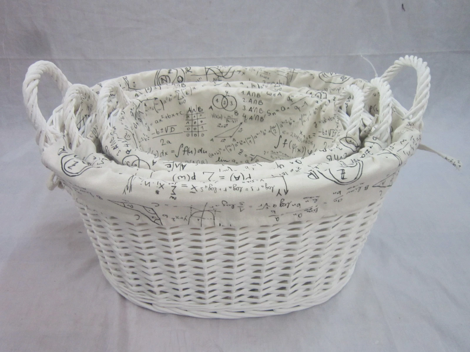 Set 3 Storage Wicker Basket in Oval Shape Grey Color