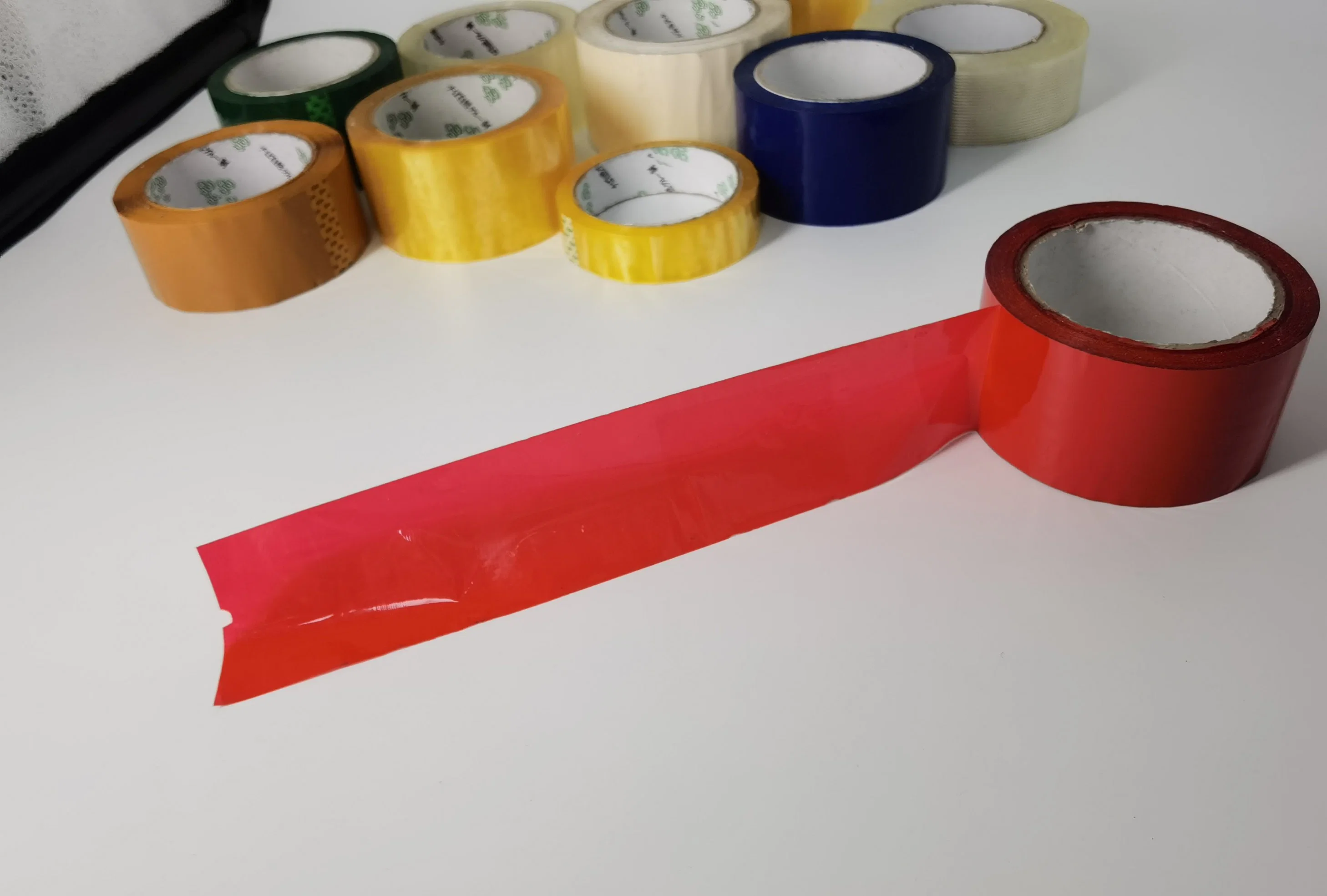 Best Seller Crystal Yellowish Waterproof Clear BOPP Adhesive Packaging Tape