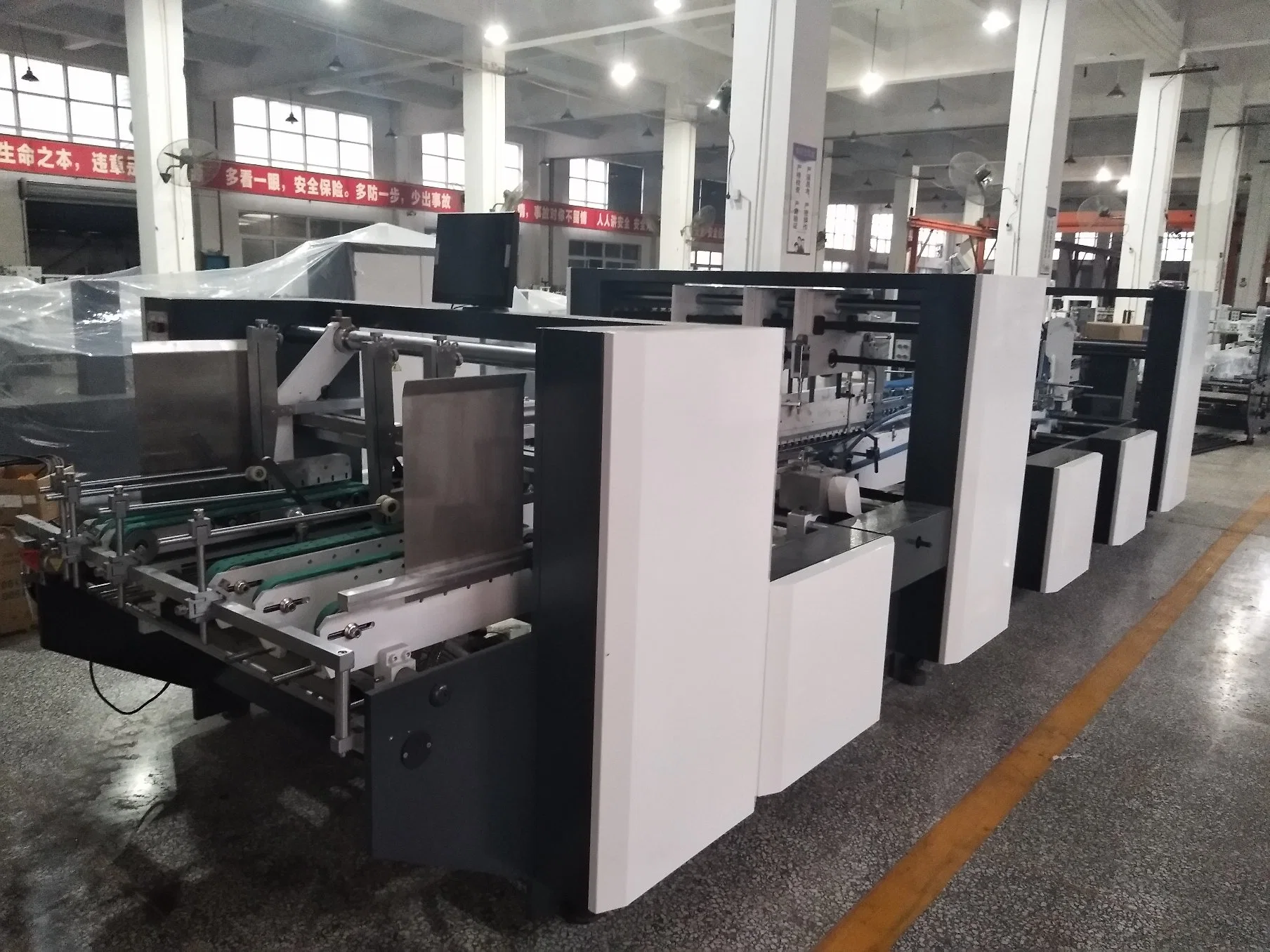 Automatic Folder Gluer Machine Manufacturer in Bangalore (GK-1200AC) Series