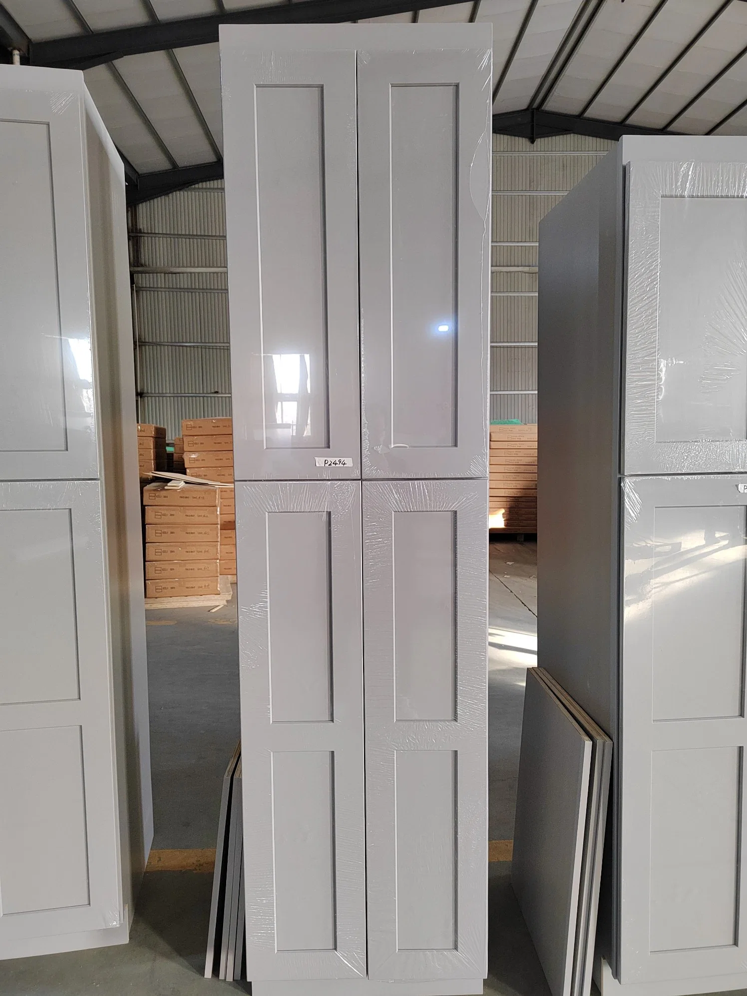 Customized Oc3394 /Mop 3384 /PC3094 American Modern Light Grey Brown Shaker Solid Wood Kitchen Cabinets