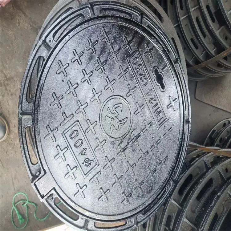 En124 Round/Square Bitumen Negotiable Ductile Iron Casting Drain Manhole Cover with Frame