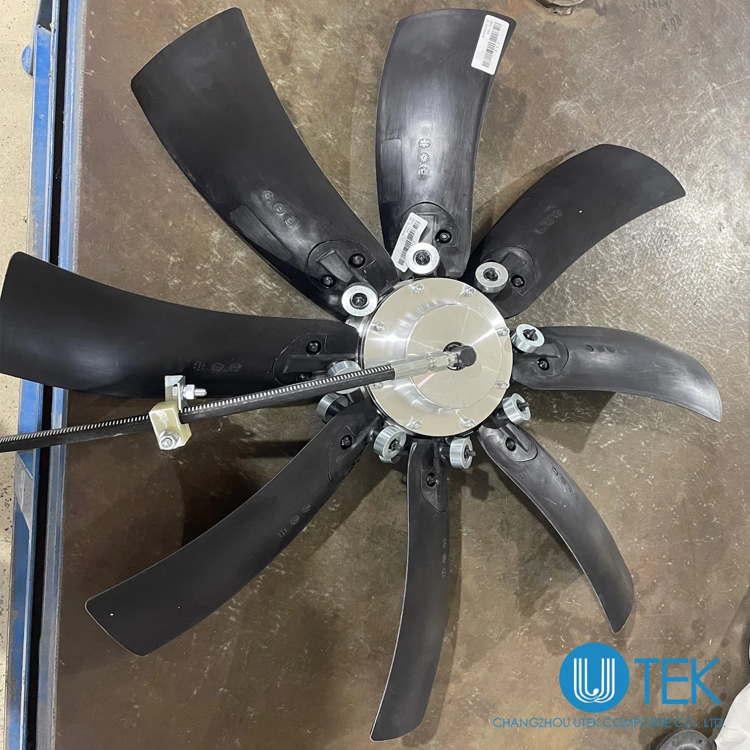 Hydraulic Adjustable Pitch Axial Flow Fans Axial Fan with Reversed Direction Blowing for Cotton Pickers / Wheat Harvester / Radiator / Water Tank