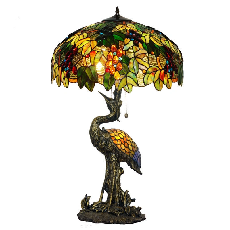 Lampe de table Tiffany de haute qualité avec de magnifiques vitraux de la lampe de grue