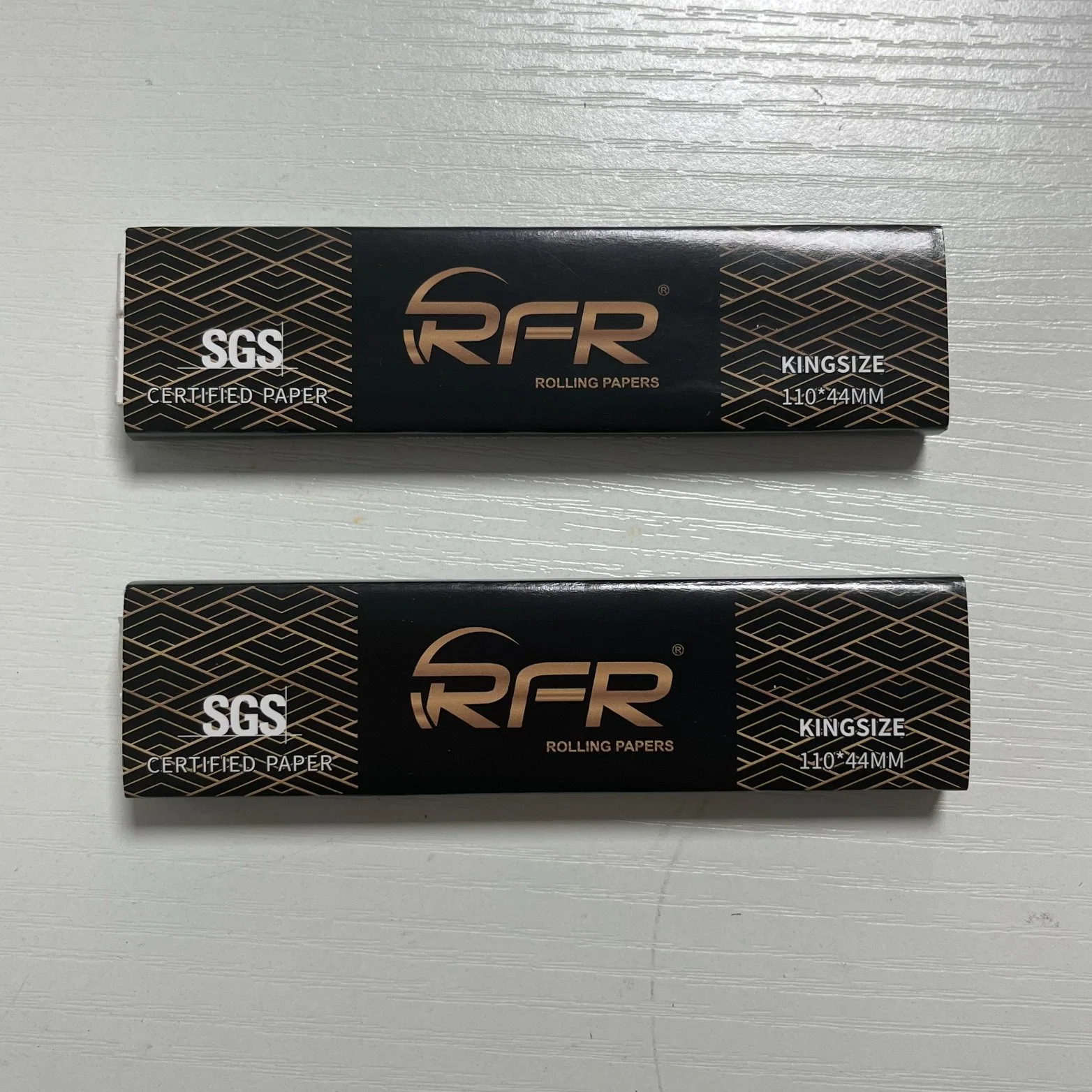 Großhandel/Lieferant schwarz RFR Rolling Paper Kingsize Reispapier 33leaves mit Tipps