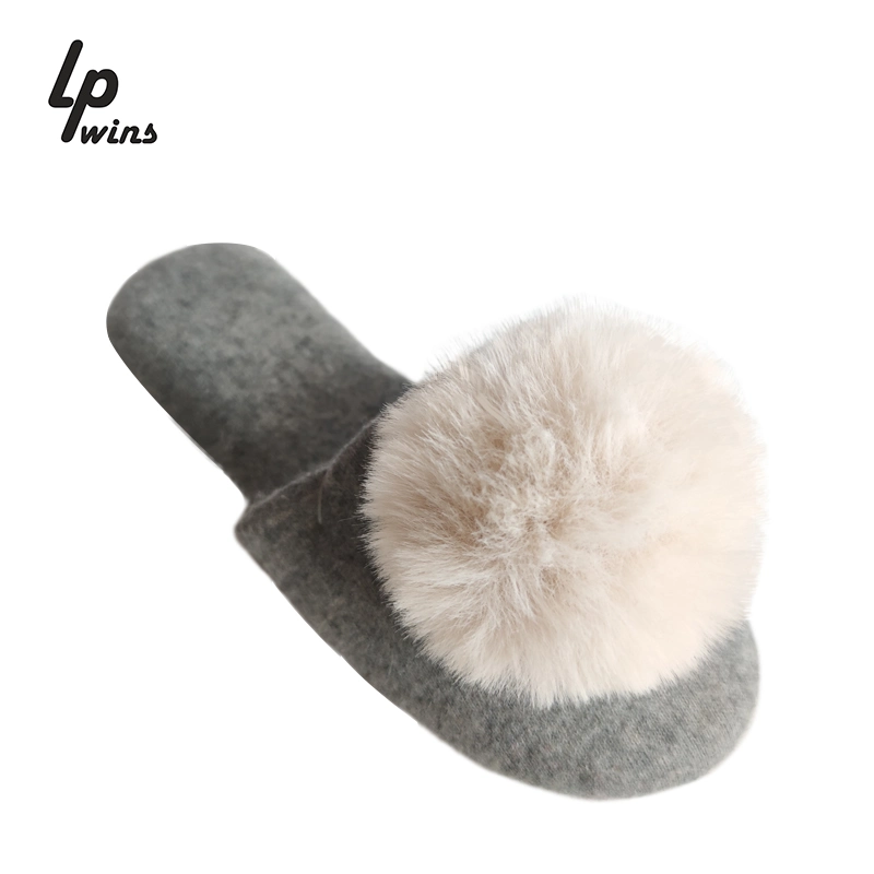 Fashion Ladies Furry Ball Slipper Custom Design Women Indoor Footwear