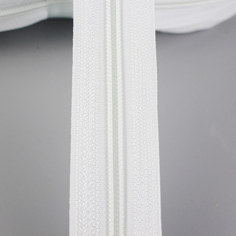 Custom 3# Garment Sewing Accessories White Stripe Plastic Zipper Teeth Nylon Zipper