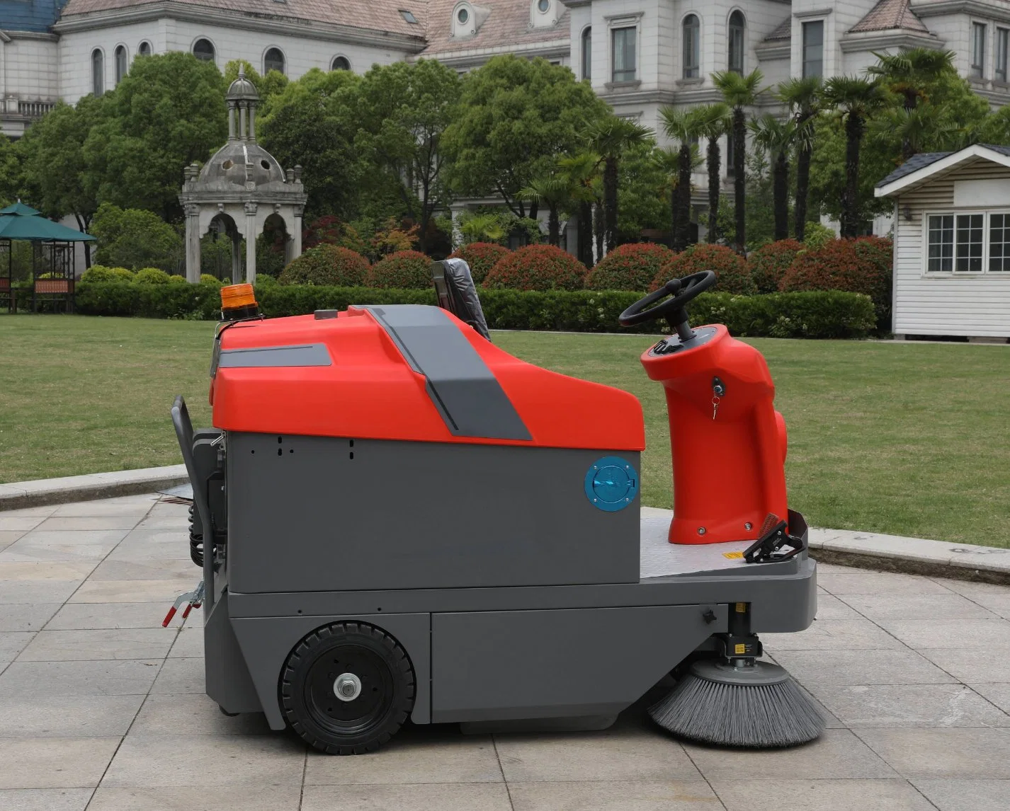 Commercial Industrial Ride-on Floor Sweeper Electric Road Floor Sweeper Cleaning Machine