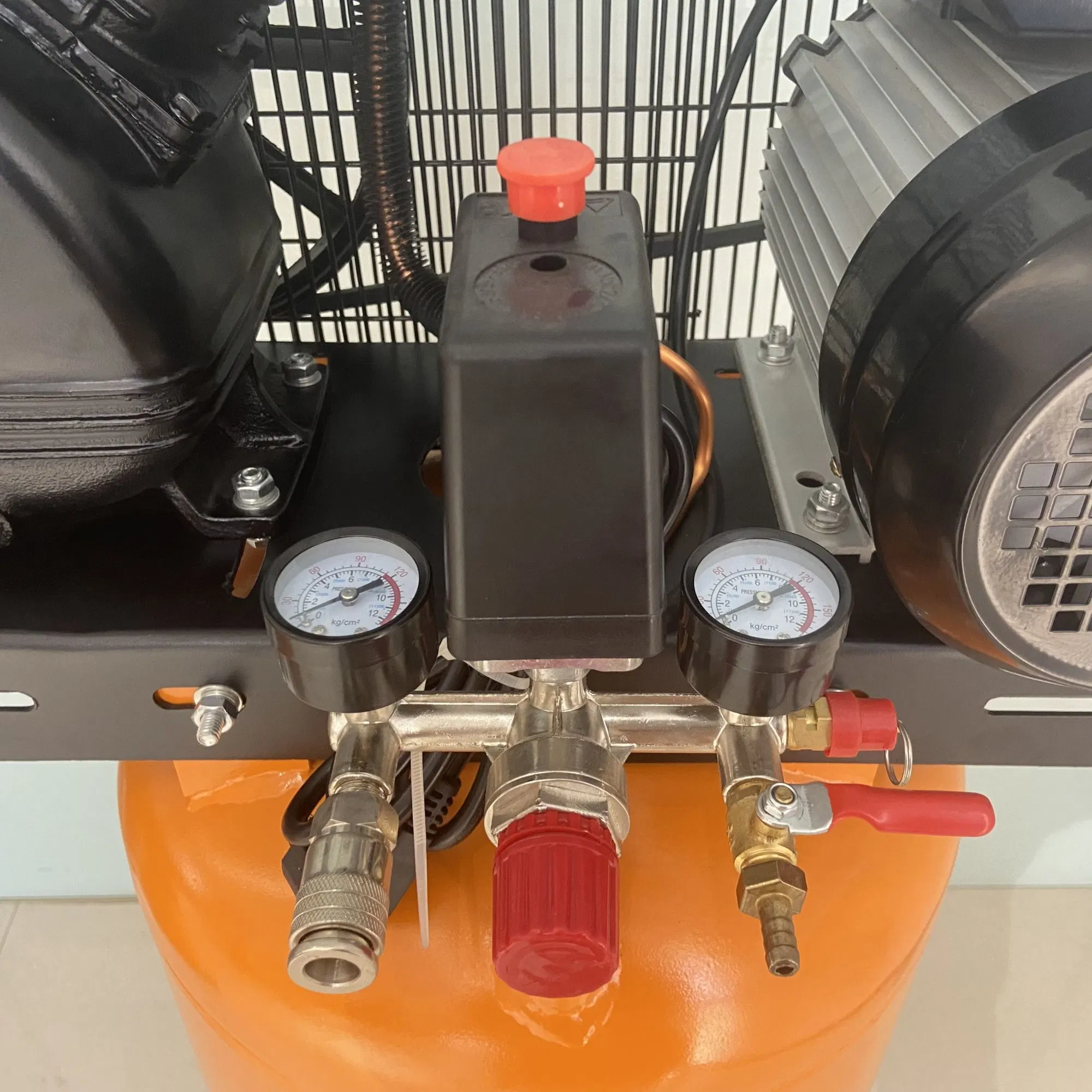 Xinya 2.2kw 2 Cylinder 100liters Vertical Tank Air Compressor