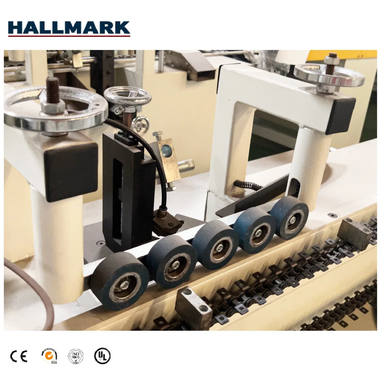 Hallmark High quality/High cost performance  New Type V Shape Groove Coating Machine for Spc Flooring Making