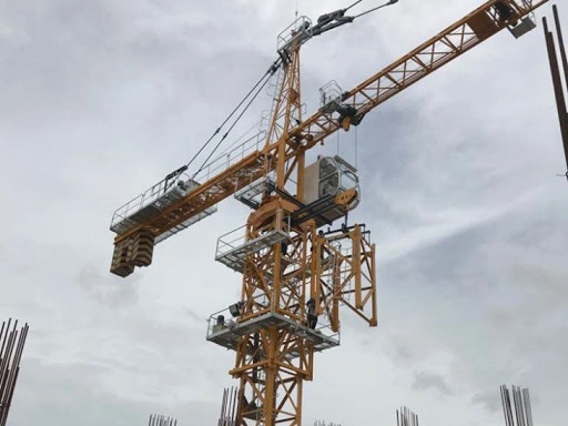 Flat Top Type New Arrived 12 Ton Tower Crane Xgt7022-12s