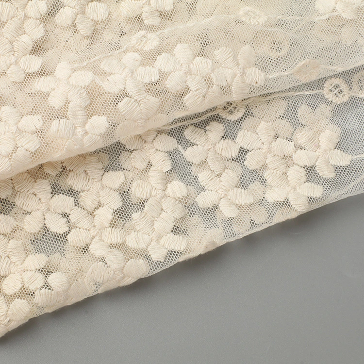 Malla bordados blancos 70% algodón y 30 % Nylon plena flor de tela de encaje