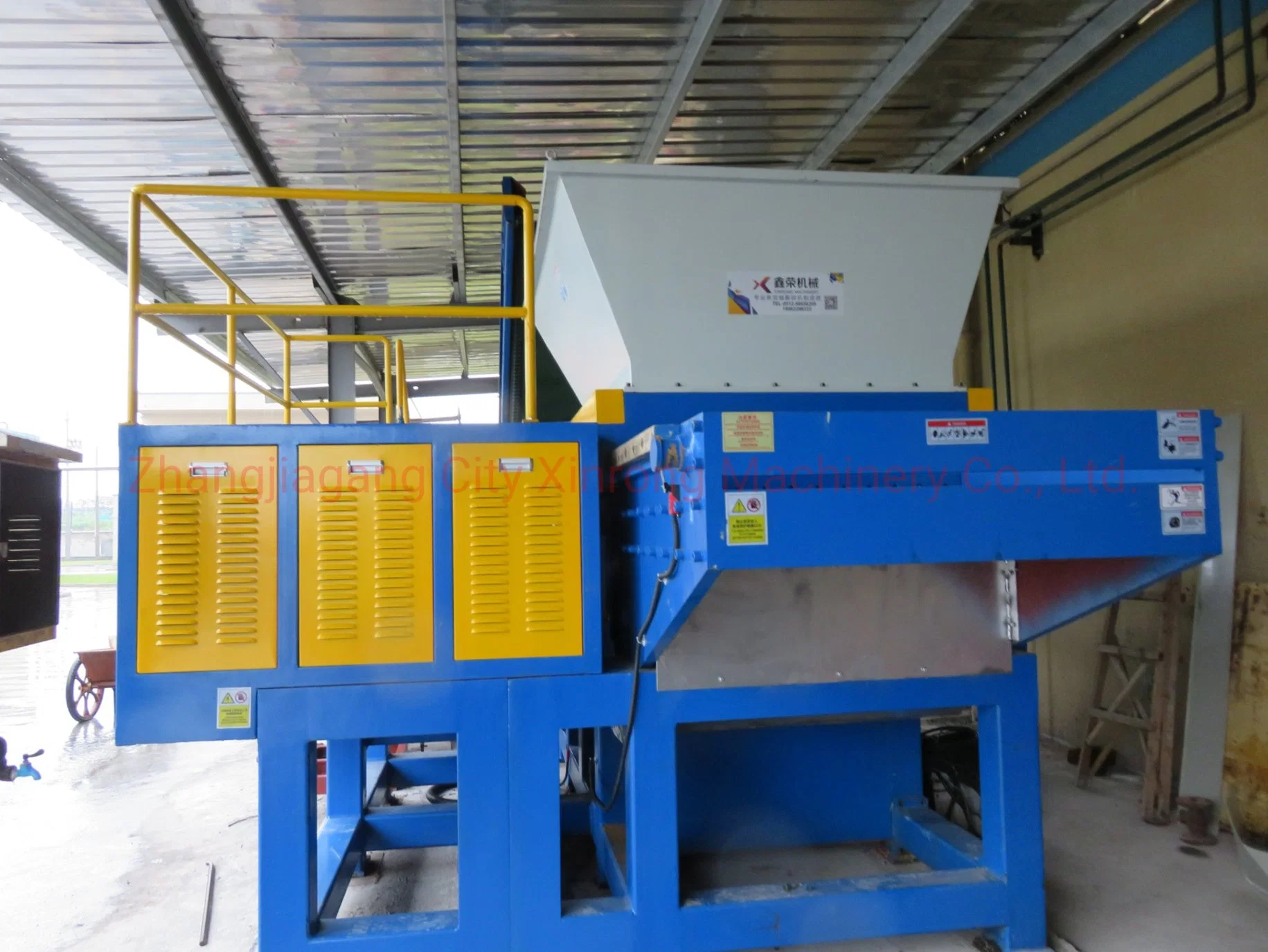 Film Shredder/Single Shaft for Waste Plastic Film/Woven Bags/Jumbo Bags/Waste Leather/Waste Pet Fibres/Specially Designed Shredder for Soft Plastic Material