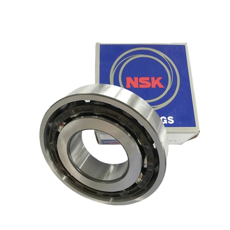 Stock 15X28X7 mm Japan NSK Angular Contact Ball Bearing 7902