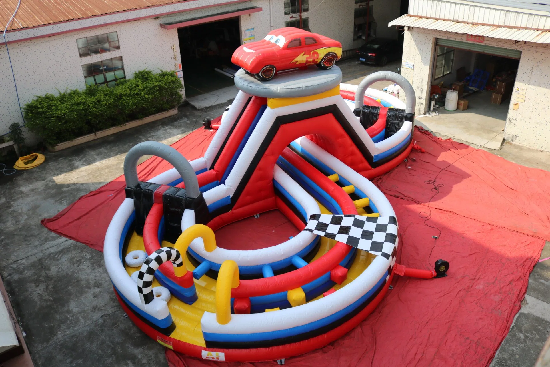 5% off Funny Big Size Customized Durable Inflatable Obstacle Game for Kids and Adults