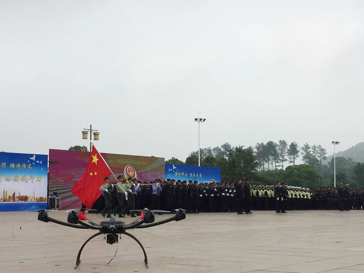 Wide Area Anti-Terror Uav System Hexacopter 65minutes Long Flight Time