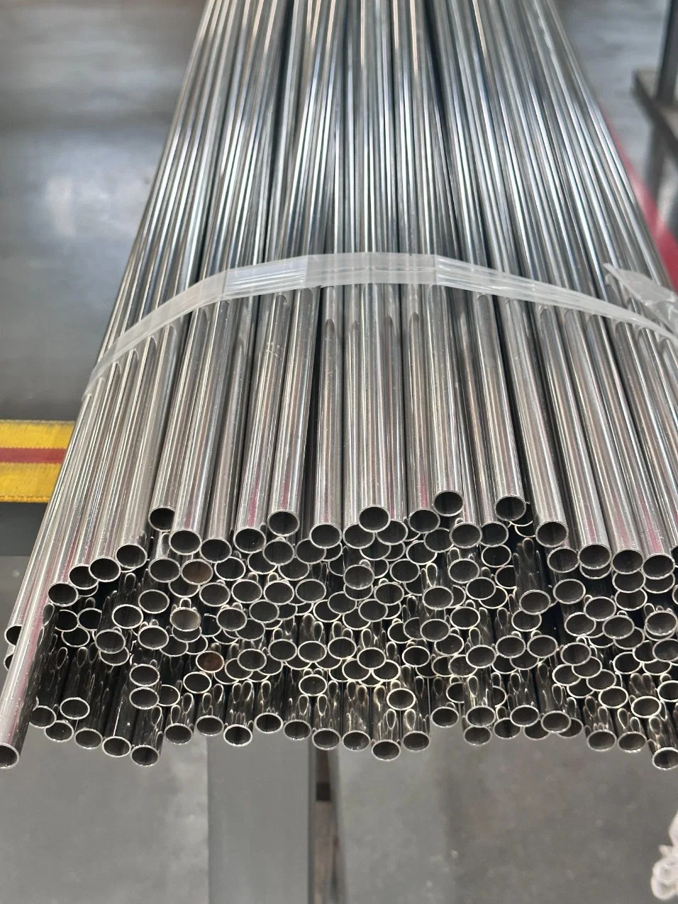 High Strength ASTM Standard 800 Series N08800 Welded Stainless Steel Pipe Electric Heating Tube Titanium