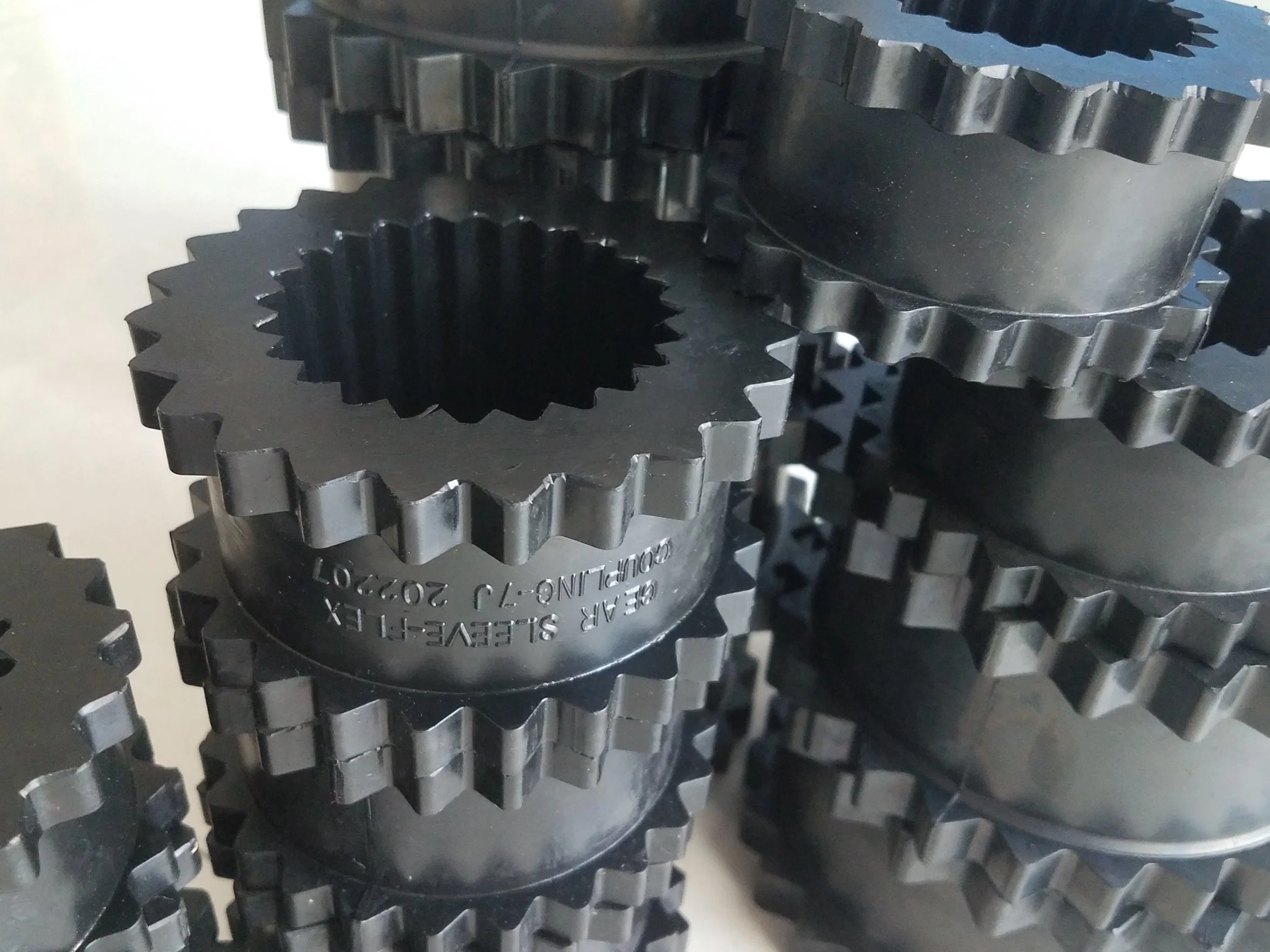 Black Color Rubber Gear Coupling, Rubber Gear Sleeve 3-14j with High quality/High cost performance 