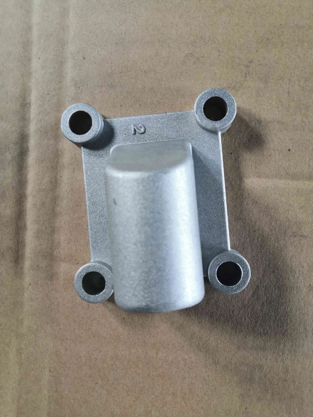 China Foundry High Pressure Zinc Aluminum Alloy Die Casting for Car/Motorcycle Parts/Lamp Housing/Auto/Motor/Engine Spare Parts