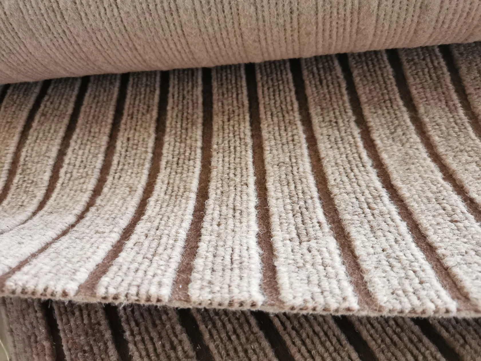 Good Quality Wall to Wall Strip Velour Carpet