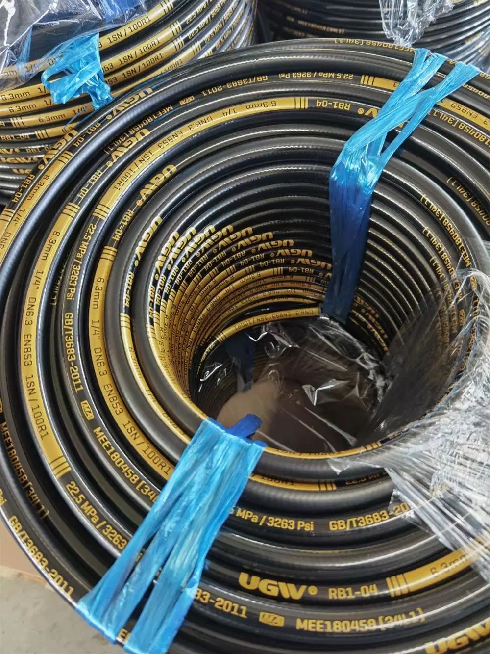 Flexible Pressure Hose En853 Industrial Rubber Gas Pipe Hydraulic Hose