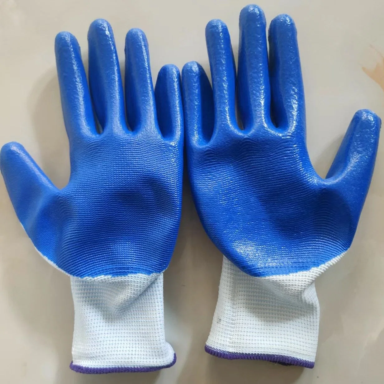 Breathable White Polyester Knitted Blue Nitrile Coating Work Gloves