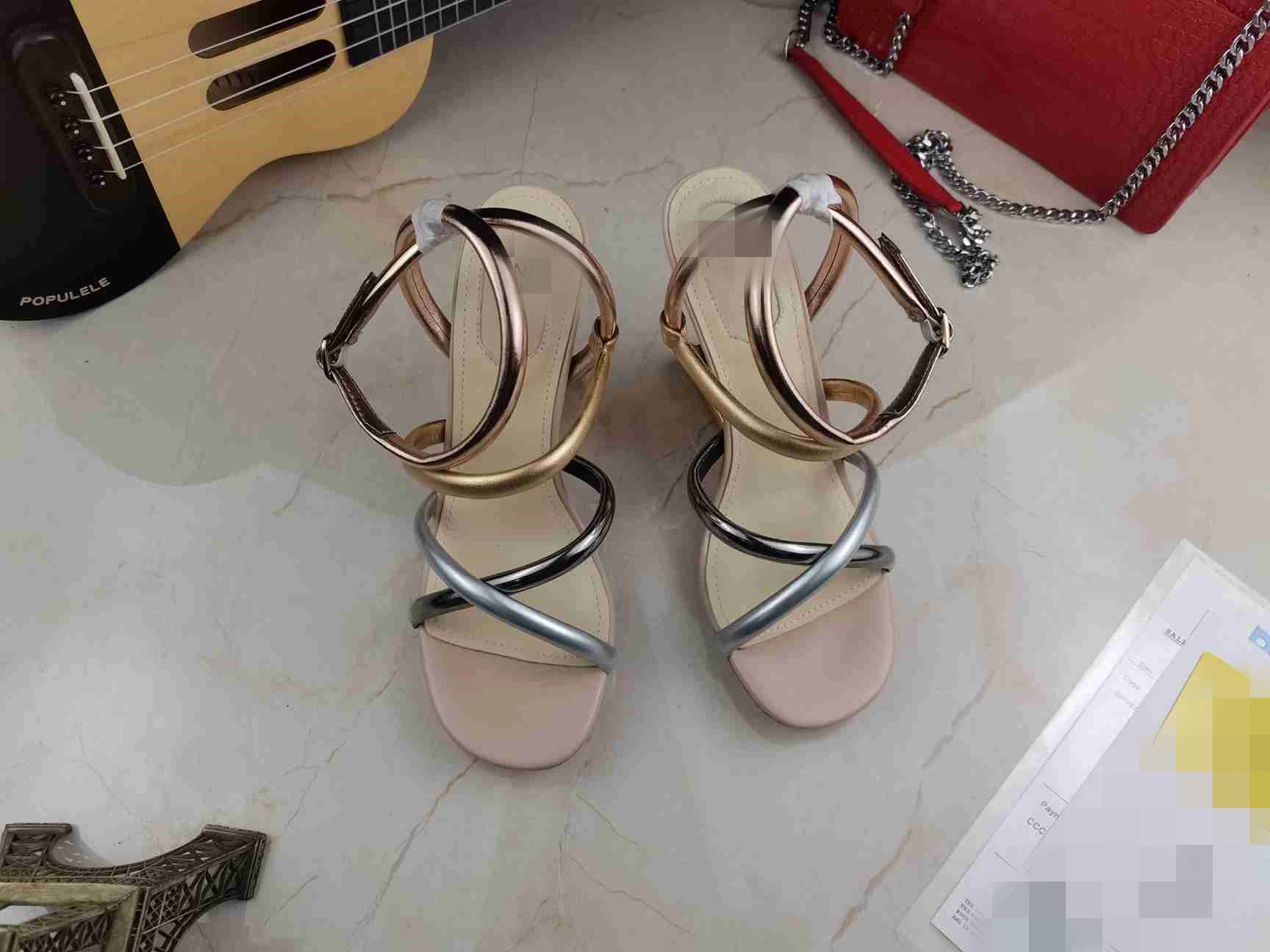 Trenty Designer Shoes Summer Wedge Heel Leather Strap Wemen Slippers Wholesale/Supplier Luxury Brand Gorgeous Sandel