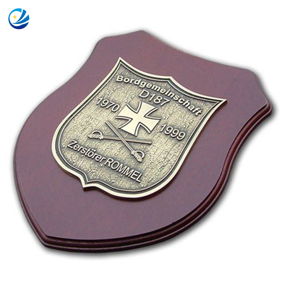 Metal Trophy Wall Award Plaques Honor Shields Sport 20-25 Cm and Wooden Plaque with Stainless Steel Plate Shield