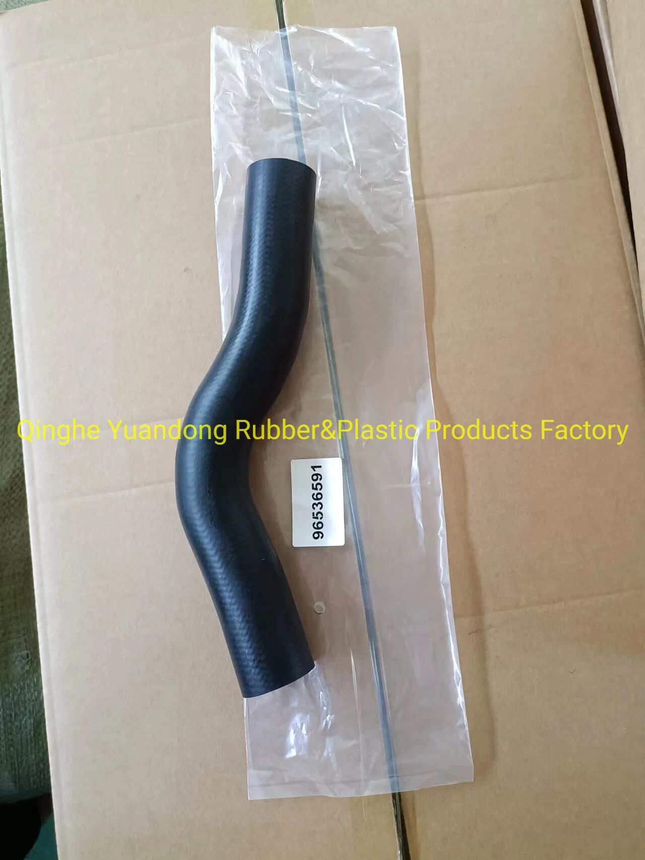 17857-77A11 PP900029 Car Parts Radiator Hose Rubber Hose