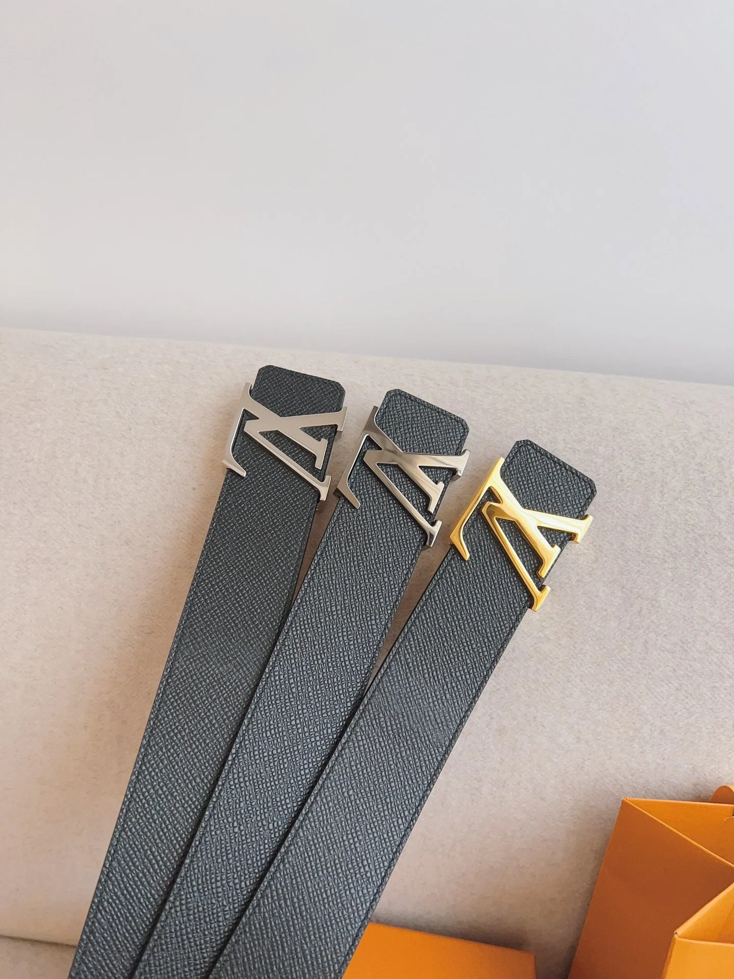 2023mens Designer Belts for Men Women Genuine Leather Ladies Jeans Belt Pin Buckle Casual Strap Wholesale/Supplier Cinturones