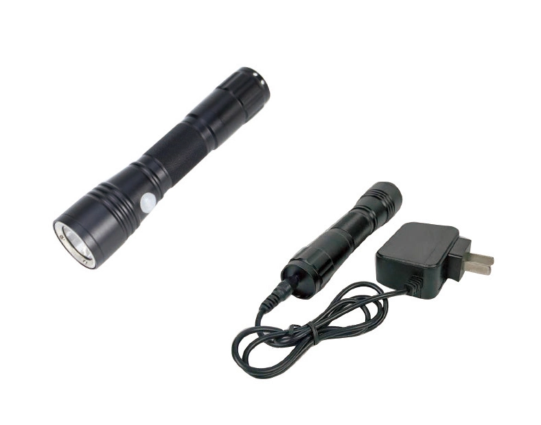 Rechargeable Emergency Flashlight 12W Portable LED Explosion Proof Torch Flashlight IP68 CE RoHS 5 Years Warranty