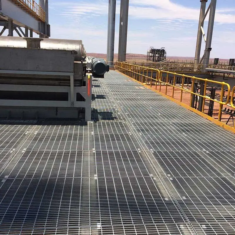 Acero galvanizado en caliente rallar calzada cubierta de drenaje con el bastidor