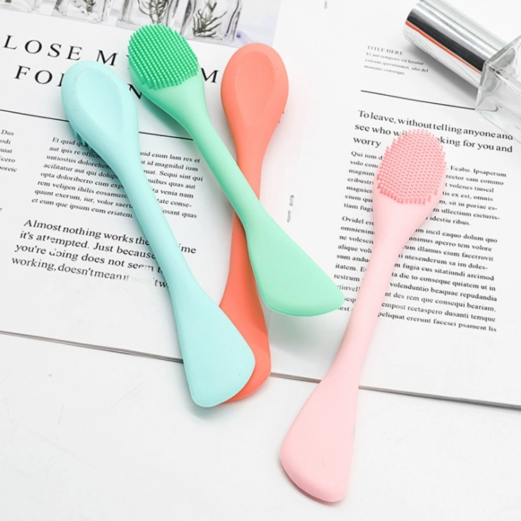 Wholesale/Supplier Amazon Hot Sale Mini Double-Sided Lip Soft Silicone Exfoliating Lip Brush