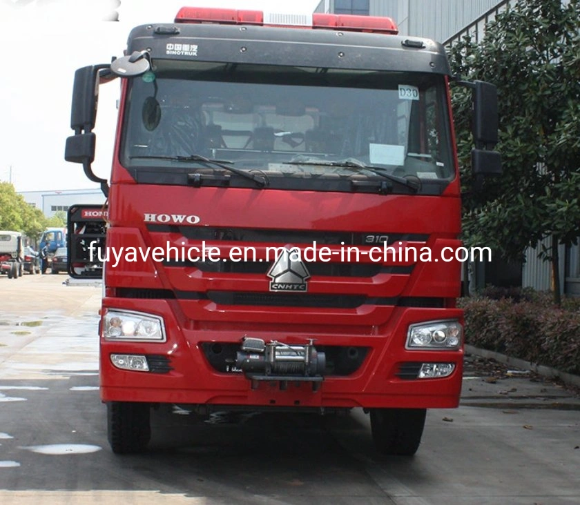 Camión de Bomberos Sinotruk HOWO 5tons 5cbm 5000liters tanque de agua Camión de rescate de fuego con 5 toneladas de grúa poderosa para la venta