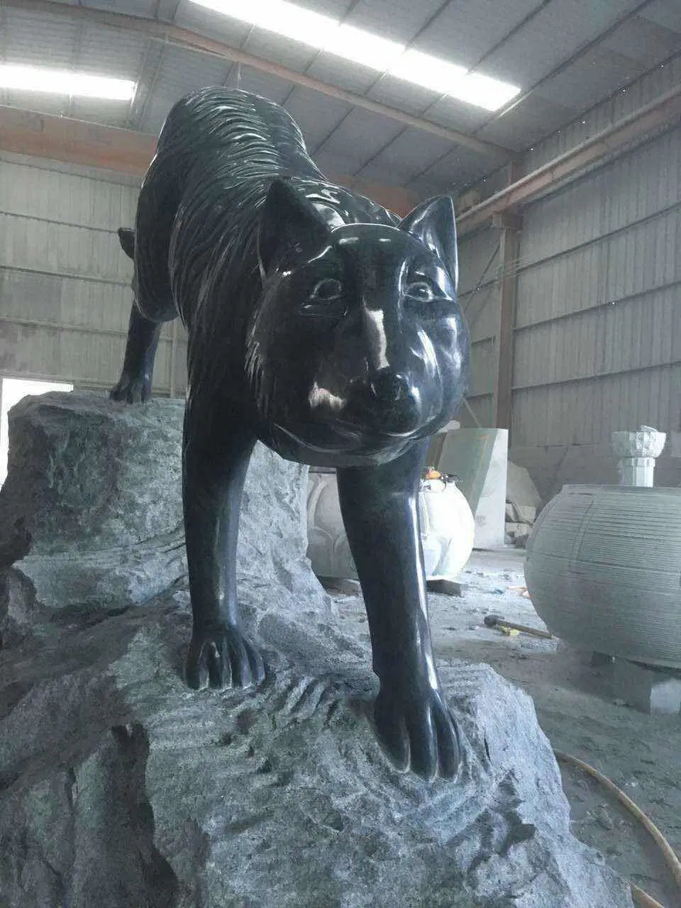 Chinese Stone Lion/ Wolf/ and Other Products for Garden or Door