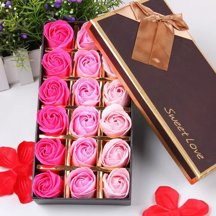 18pcs Regalo de flores de rosas eternas para regalos de San Valentín