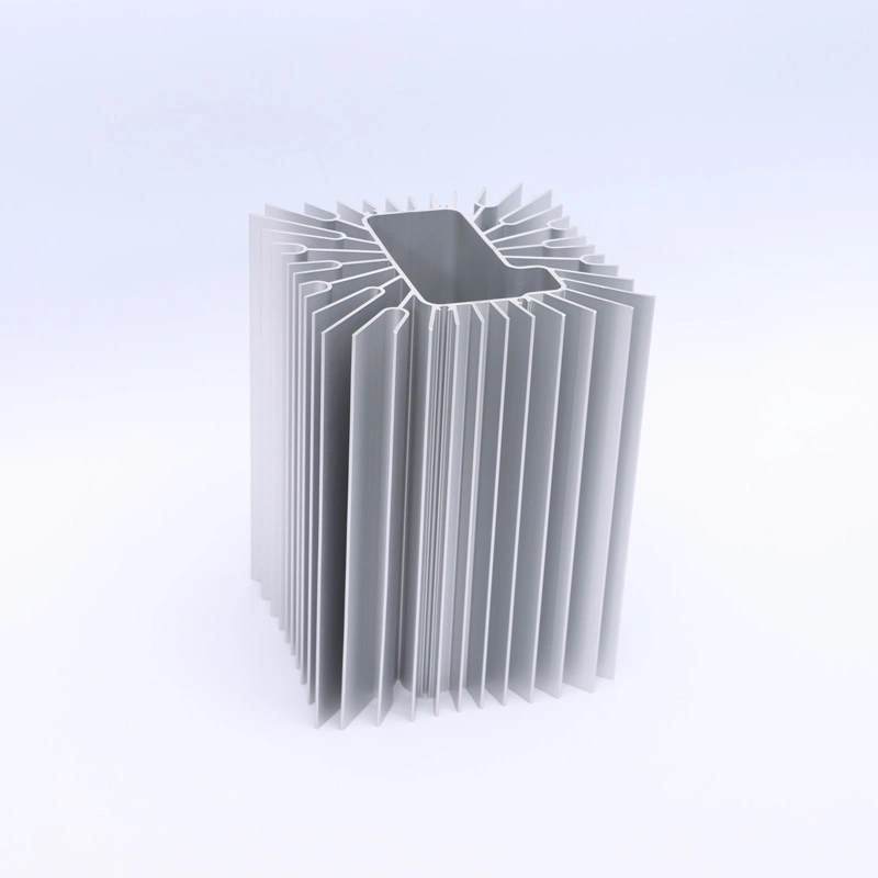 Radiador refrigerado por agua del radiador de aluminio extrusionado de aluminio extruido de aleación de aluminio del radiador de placa personalizada de procesamiento de aluminio de tubo de aletas/radiador tipo