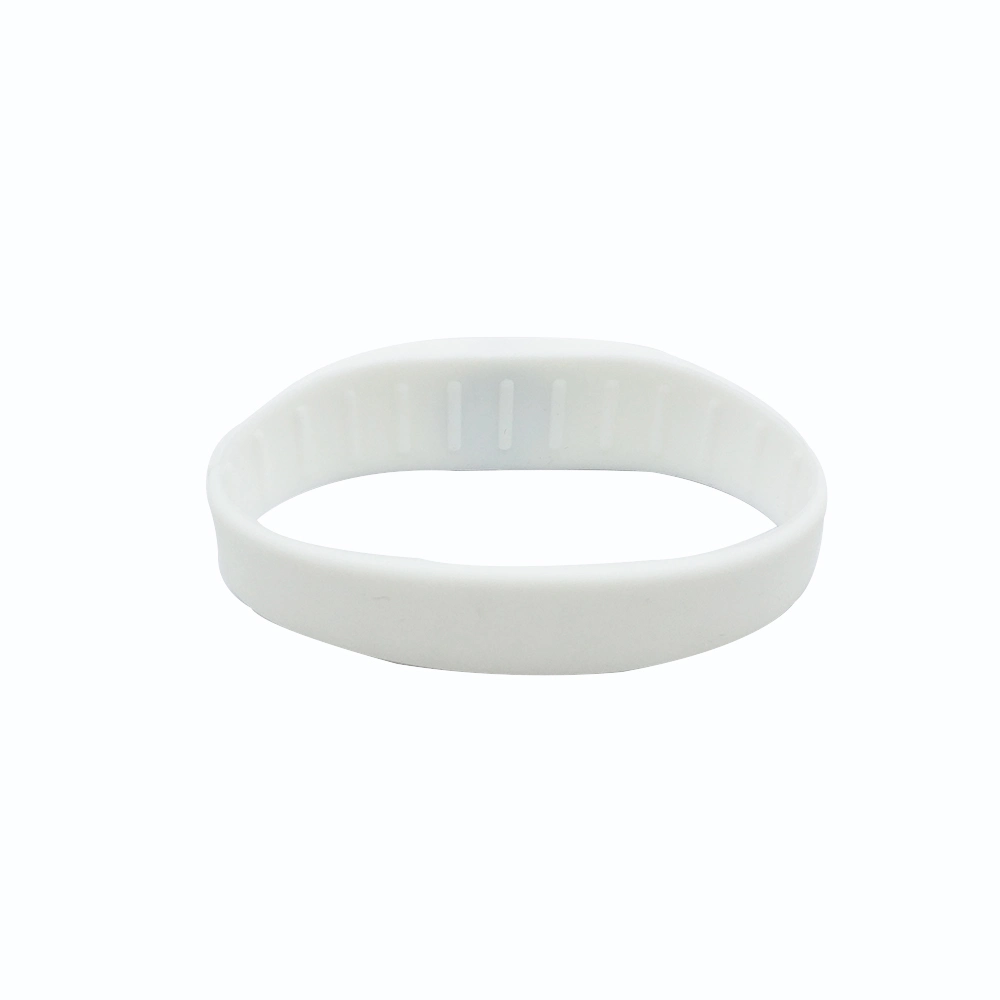 Hf UHF Waterproof Silicone RFID Wristband, Silicone Wristband - White