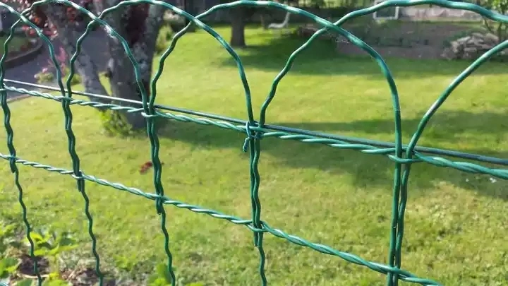 Green Outdoor Decorative Garden Wire Folding Flower Border Fence Panel