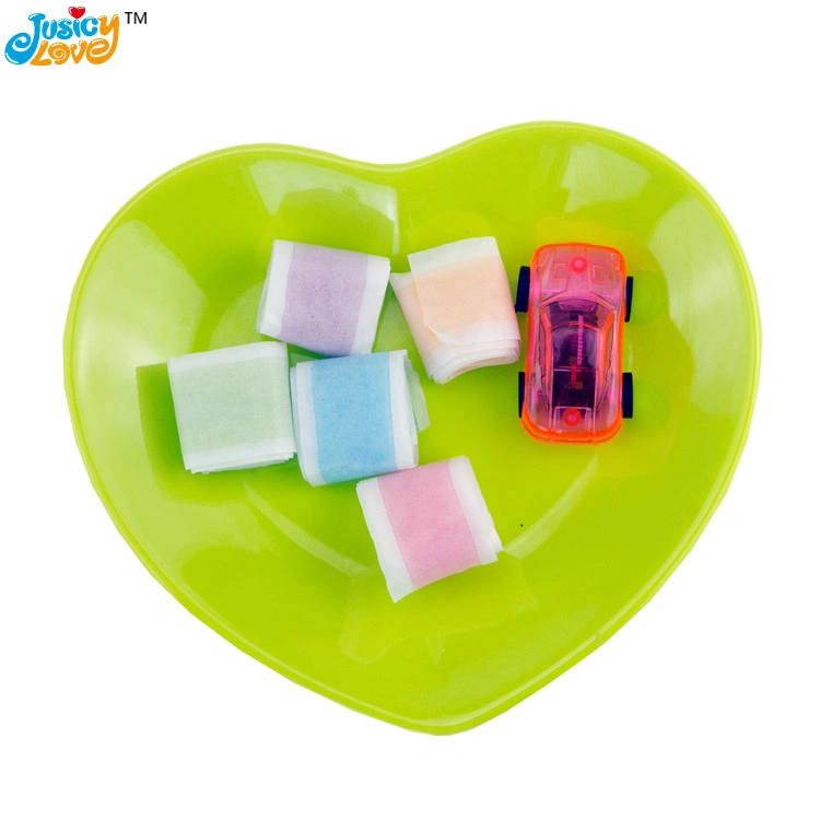 Wholesale/Supplier Colorful Sailing Boat Shape Toy Car with Fruit Flavor Roll Soft Candy