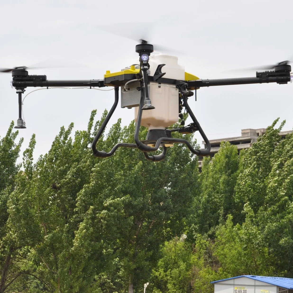 2023 Joyance nuevas máquinas de pulverización equipos agrícolas máquina pulverizadora Agricultura Drone de propósito para fumigación