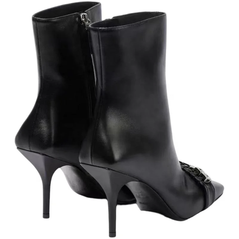 Invierno Nuevo diseño de puntera cuadrada delgado tacón alto tobillo para mujer Botas Zapatillas para mujer Zipper-up cadena de metal Stiletto tacones botines Para las mujeres