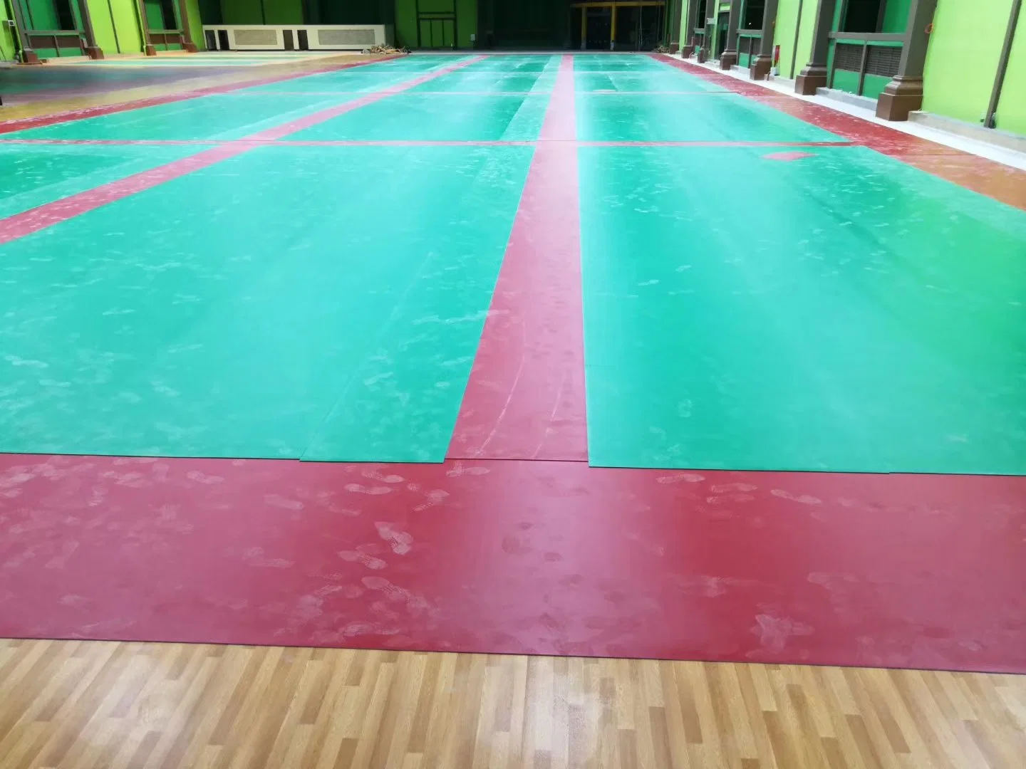 Court de Tennis les revêtements de sol PVC Matériel pour court de Badminton Basketball en vinyle PVC cour intérieure de matériau de sol
