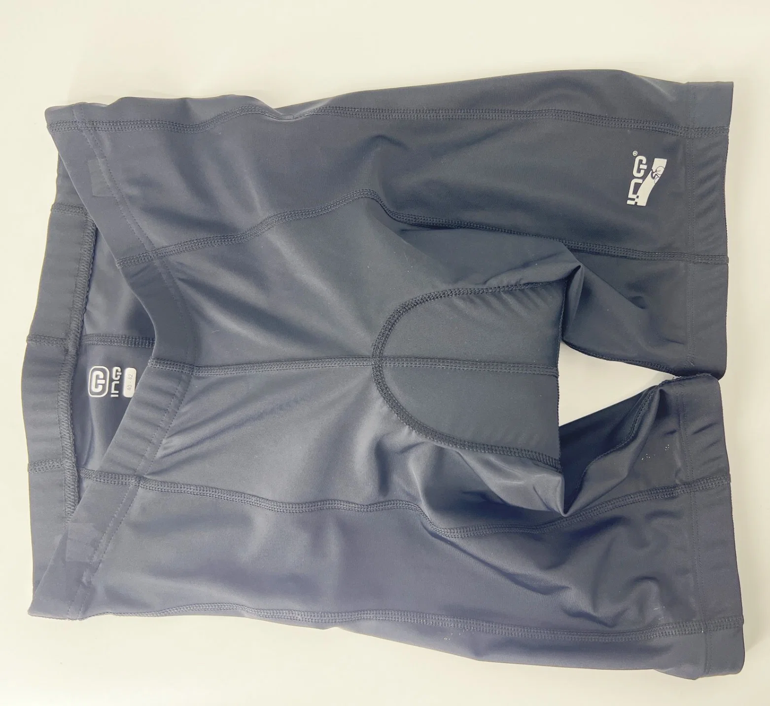 Vêtements de cyclisme Ultimate Comfort Icepepic Short de vélo pour Homme 2