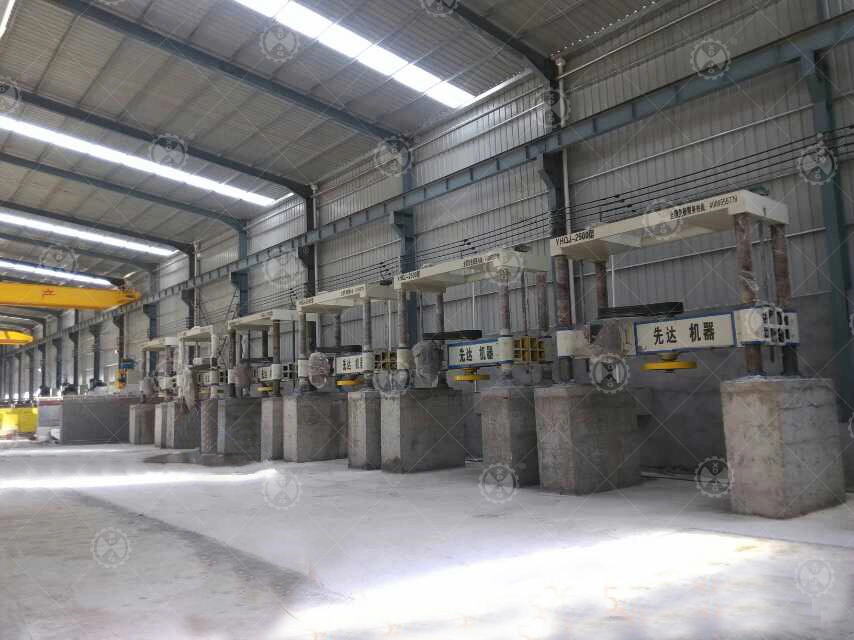 Yhqj-2000/2500 Stone Cutting Machine for Granite Column
