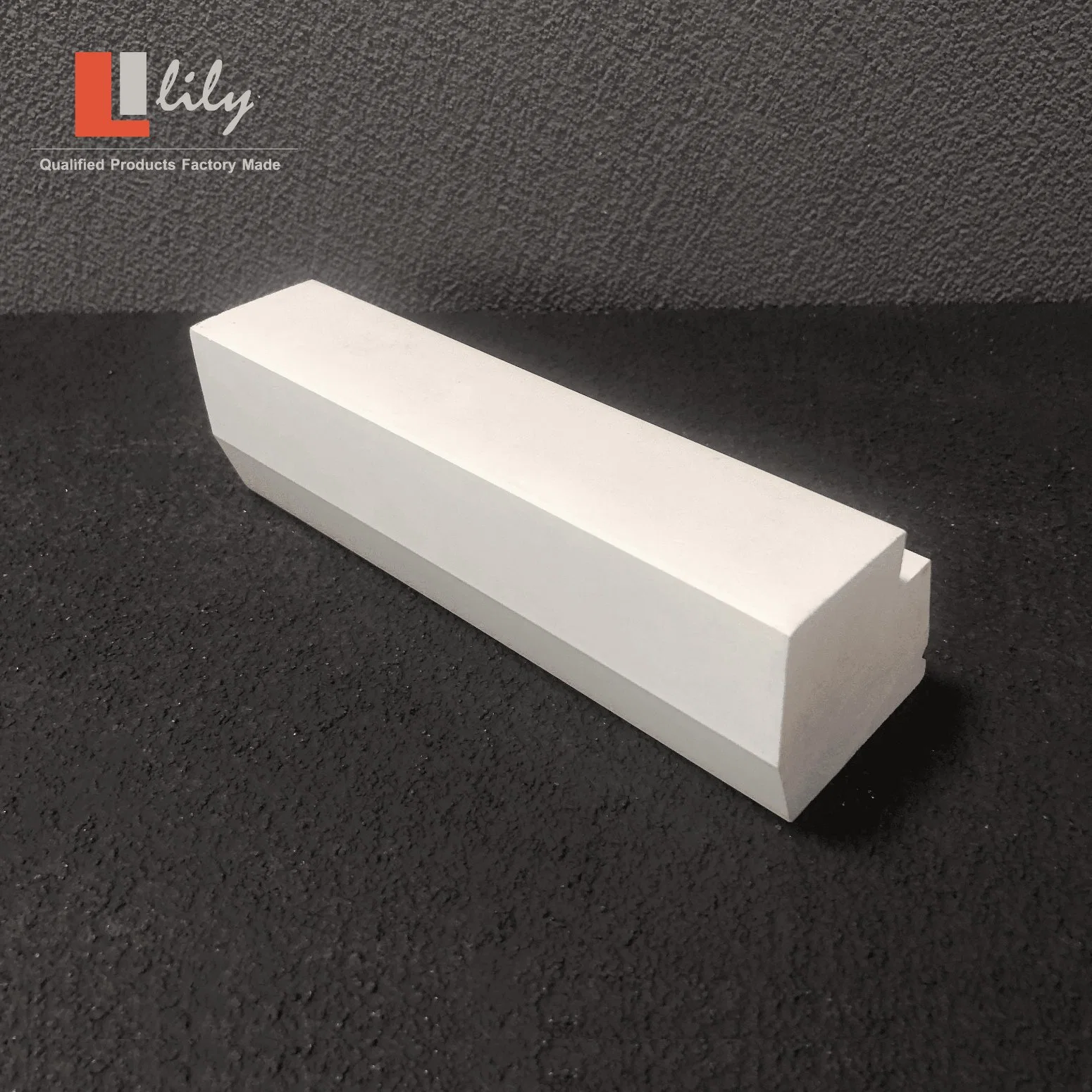 Factory Delivery Price Fireproof White PVC Mouldings for Exterior and Interior