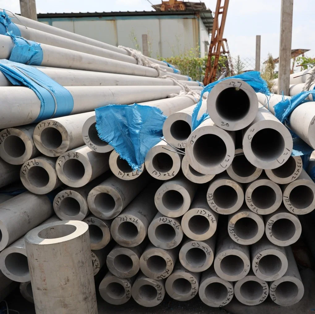 China Low Alloy Small Diameter Carbon Seamless Steel Tube fabricante