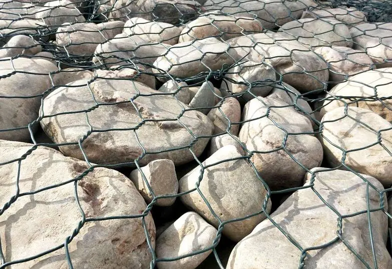 Galvanized Iron Wire Material Hexagonal Hole Shape Gabion Mesh