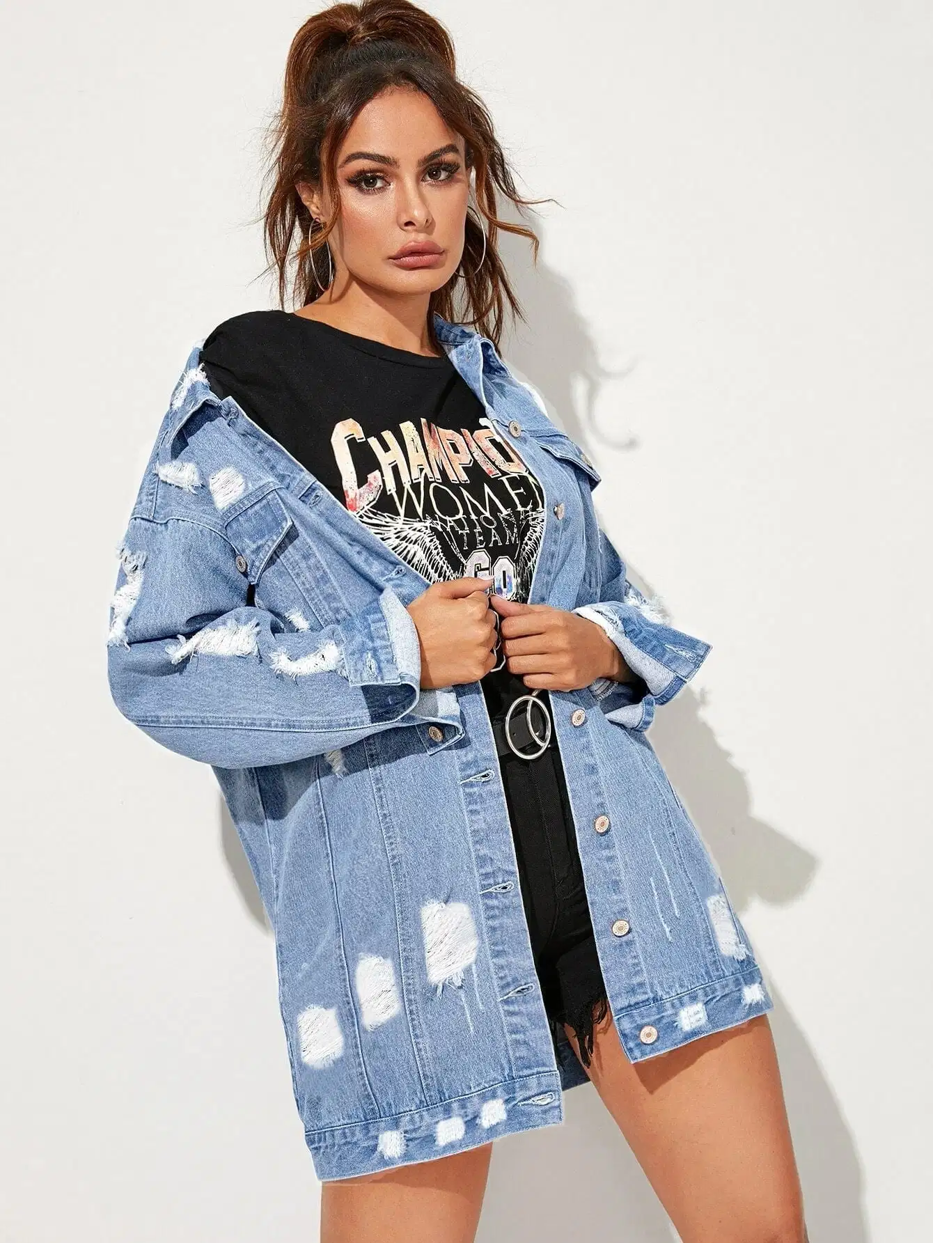 A mediados Boyfrend mujeres estilos de manga larga con los agujeros de Scratch Denim Jeans Nuevo Diseño de Moda Chaquetas de alta calidad de color azul claro